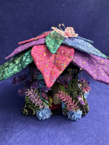 Fairy Cottage - Leaf Roof