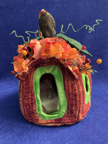 Fairy Cottage - Pumpkin House