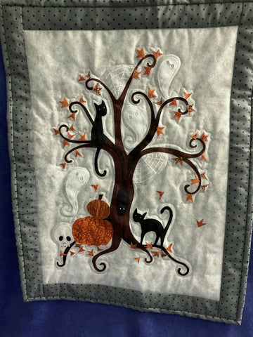 Wall Quilt - The Halloween Tree